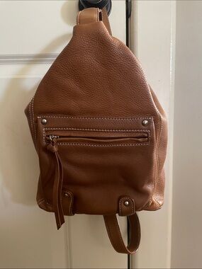 Tignanello Soft Tan Brown Leather Sling Daypack Carrier Satchel Shoulder Bag